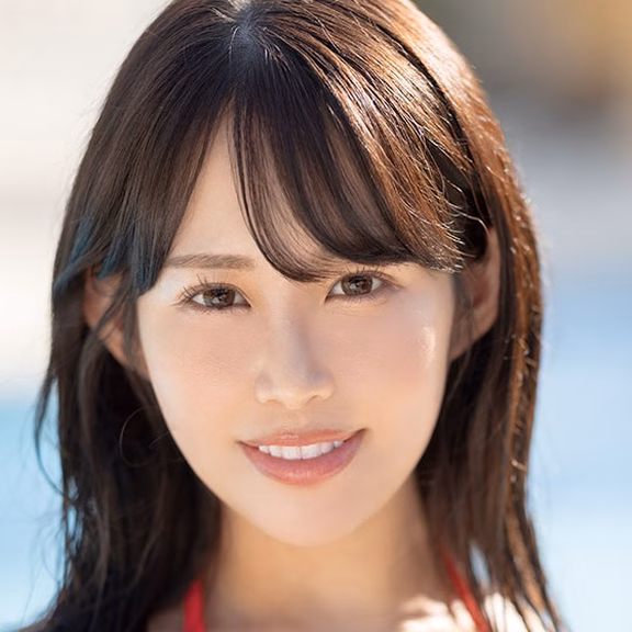 二羽紗愛